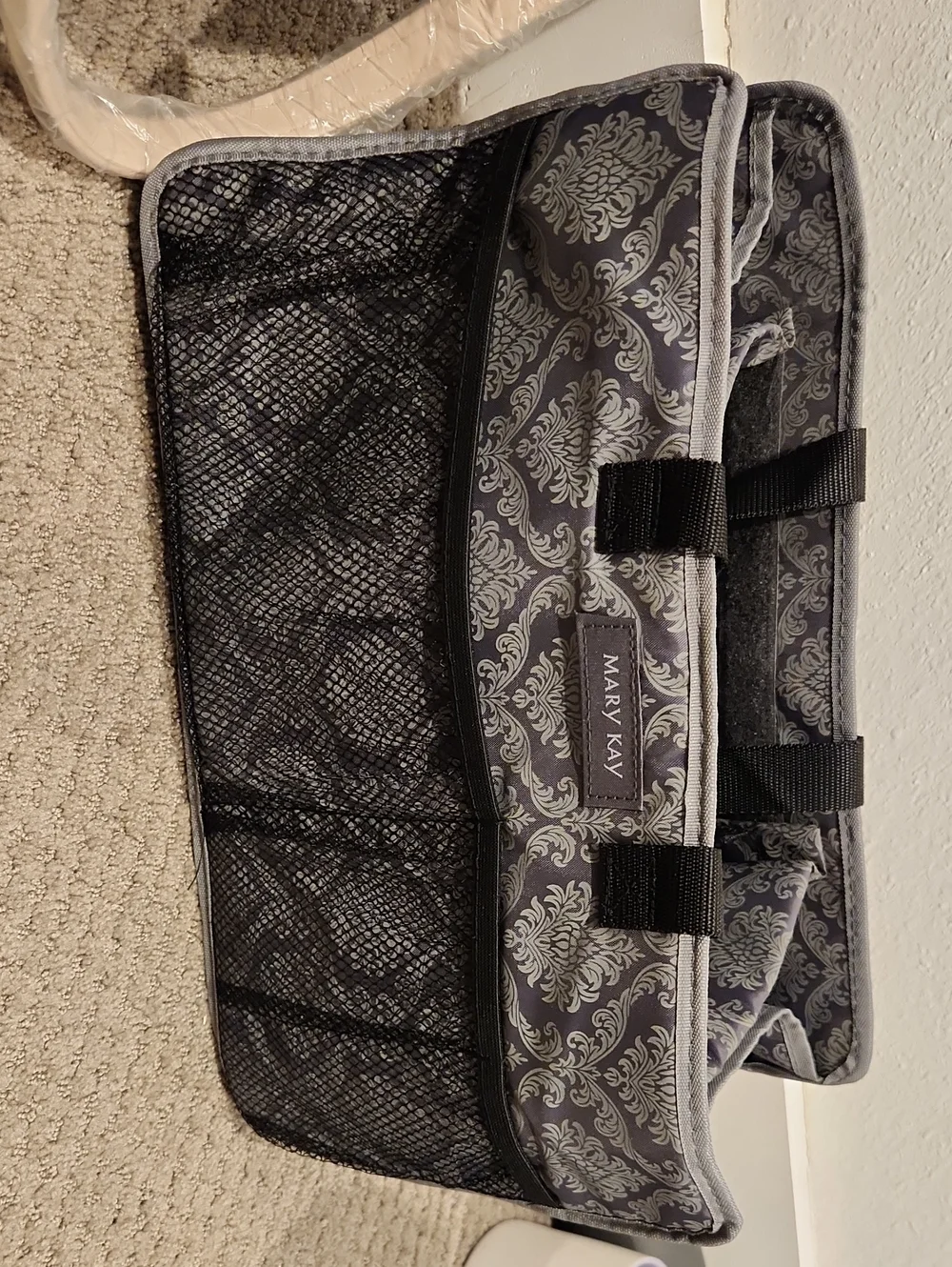 NEW/ VINTAGE Mary Kay Deluxe Black Cream Consultant Travel Luggage Tote Bag